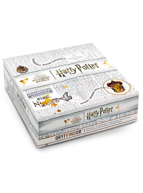 Corbata de Gryffindor con pin Harry Potter - Funiglobal | Funidelia