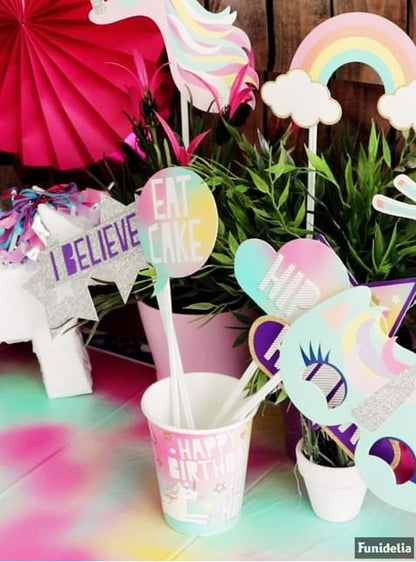10 complementos variados para photocall de unicornio - Happy Unicorn - Unique | Funidelia