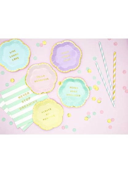 20 servilletas verde pastel con estampado “Never stop dreaming“ de papel (33x33 cm) - Yummy - Partydeco | Funidelia