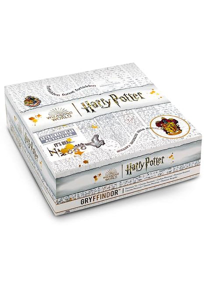 Corbata de Gryffindor con pin Harry Potter - Funiglobal | Funidelia