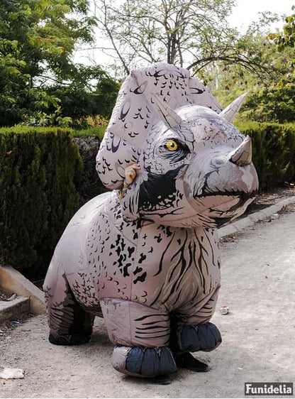 Disfraz de dinosaurio Triceratops inflable para adulto - Jurassic World - Rubies USA | Funidelia