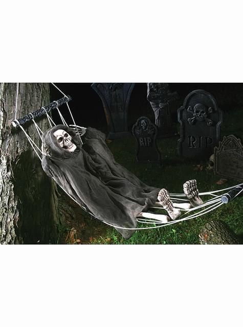 Figura colgante de muerte en hamaca