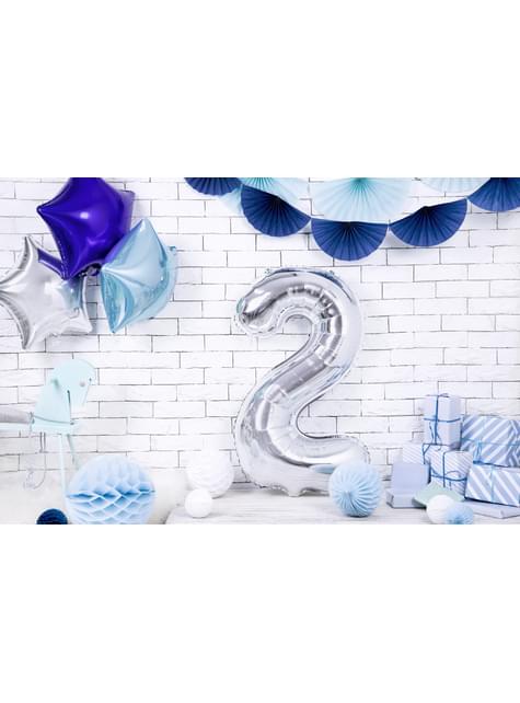 Globo foil “2“ en plateado 86 cm - Partydeco | Funidelia