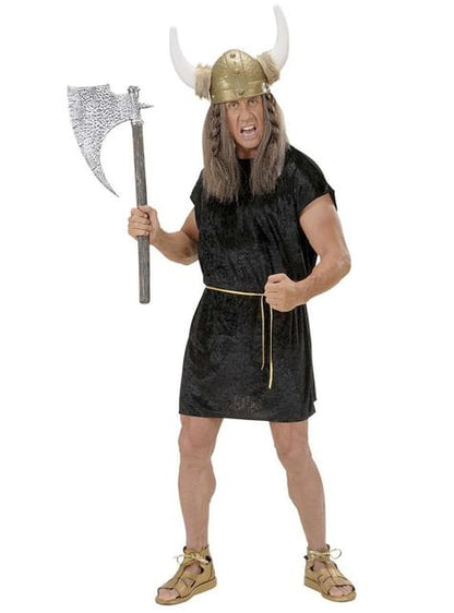 Hacha medieval envejecida